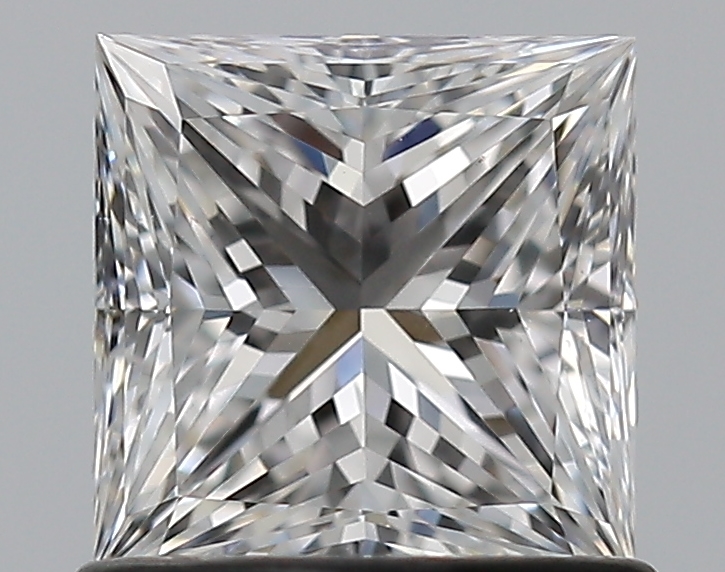 Бриллиант Принцесса 0.90 крт